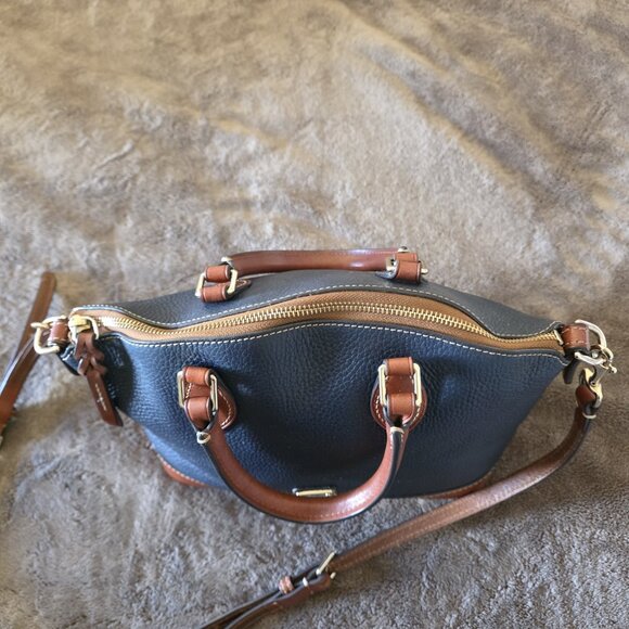 Dooney & Bourke Pebble Grain Darcy Domed Satchel Crossbody Navy Tan Leather - Picture 14 of 16
